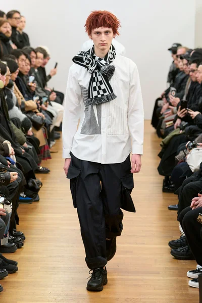 Look 23